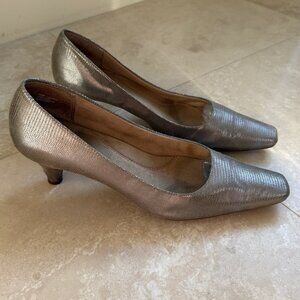 Aerosoles Silver Faux Snakeskin Pump 10M